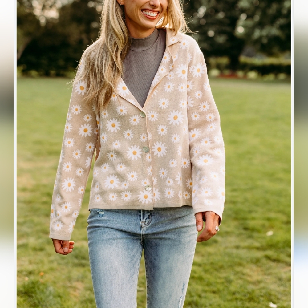 NWT Daisy Collared Jacket Knit Cardigan Button-Down size S 2265-A